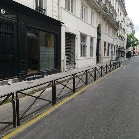 Apartmán Les Freres Montgolfier - Le Marais - 80 M2