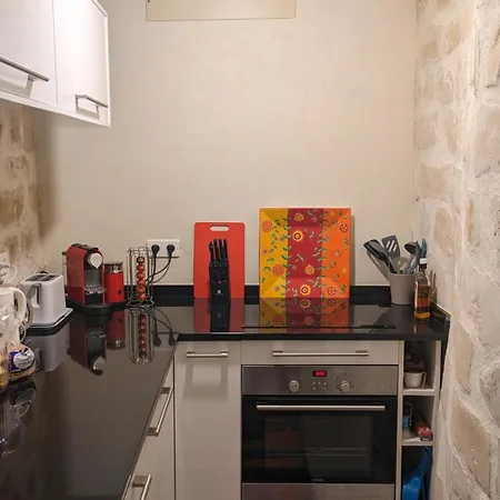 Les Freres Montgolfier - Le Marais - 80 M2